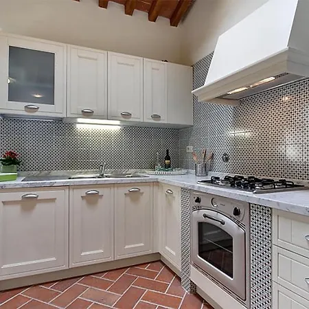 Casaglia 1-apartment With Shared Pool