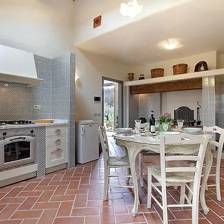 Casaglia 1-apartment With Shared Pool Apartment *